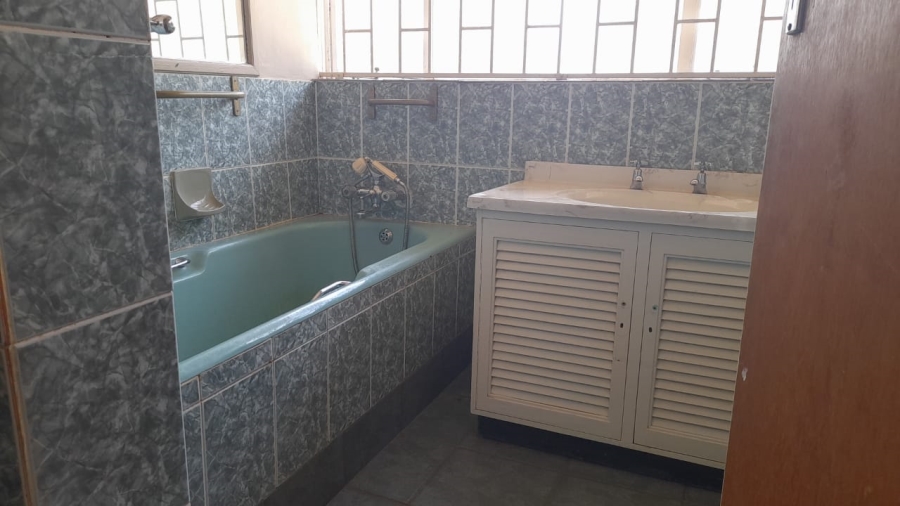 3 Bedroom Property for Sale in Hartbeesfontein North West